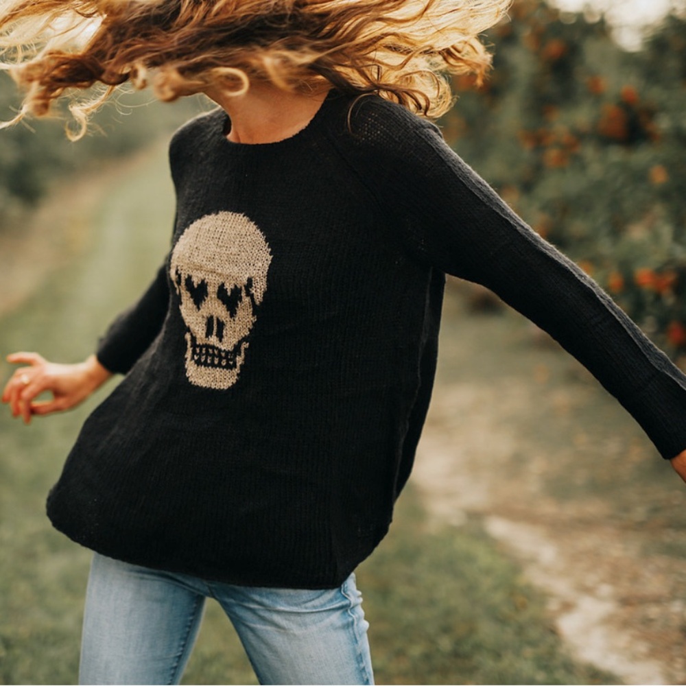 Wooden Ships by Paola Buendia Skull Raglan Sweater With Heart Shaped Eyes